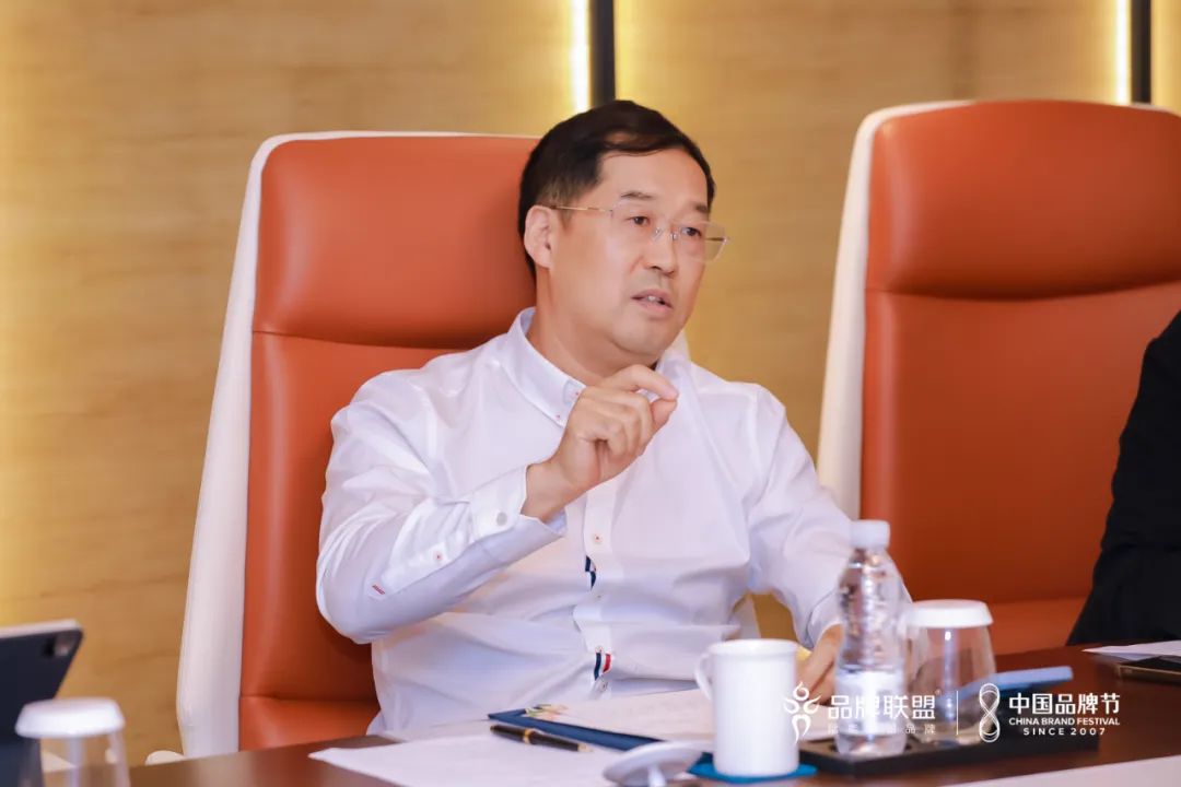 问鼎娱乐app董事长李军赴昭通调查互换