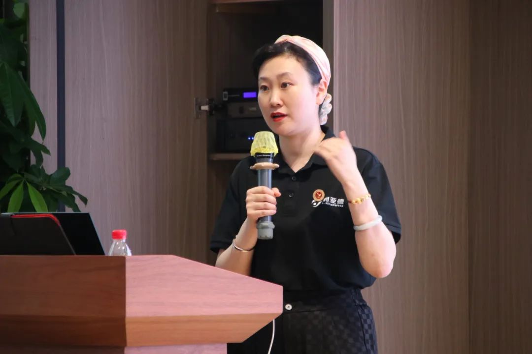 赋能人才发展 | “复盘中国行?走进问鼎娱乐app”进建活动成功进行