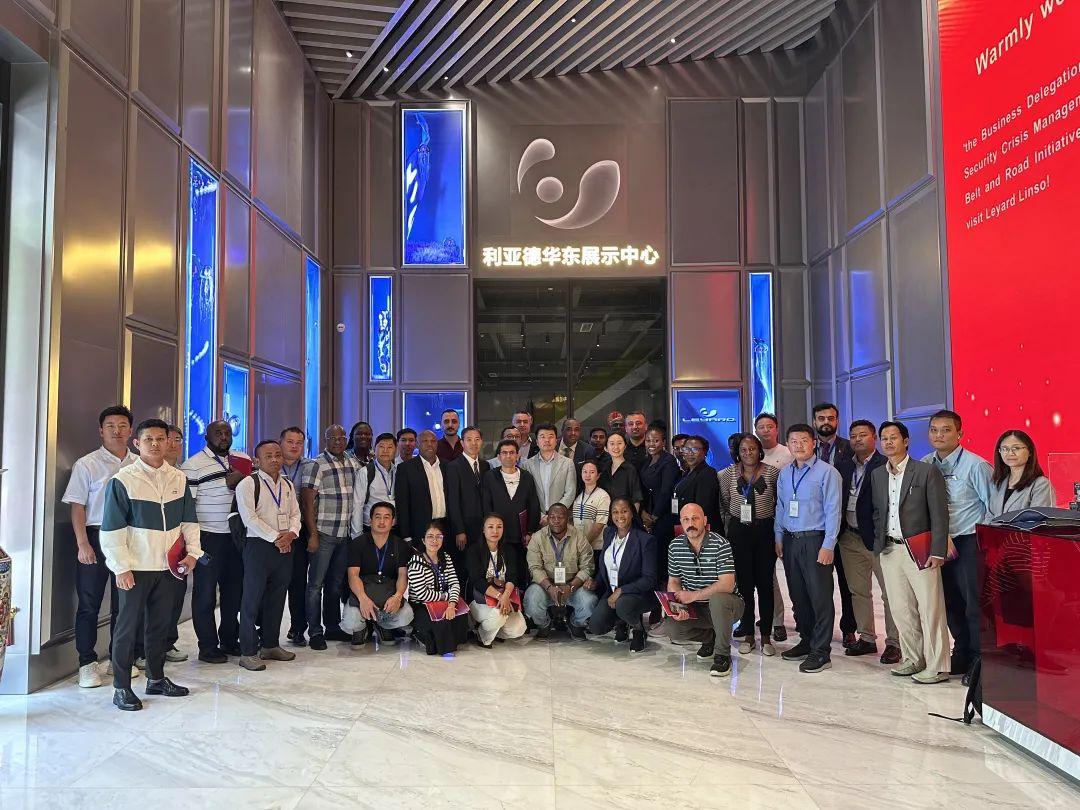 “一带一路”八国航空安保与；卫砩涛竦鞑橥诺椒梦识τ槔謅pp·蓝硕，共探国际合作新机缘